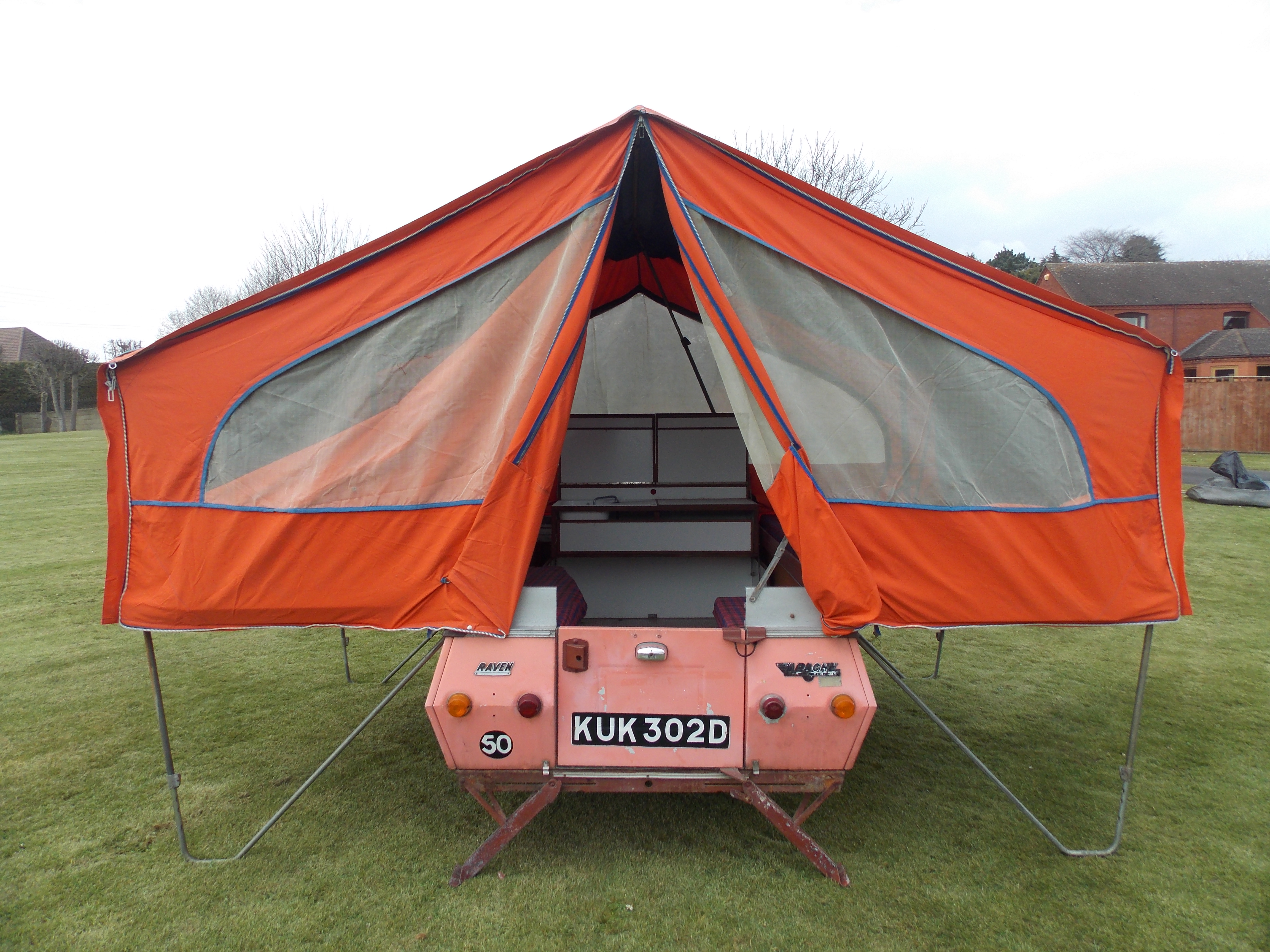Smart camping. Прицеп-палатка Campotourist 5. King Camp Truck Tent 2102 палатка (черный/серый). Прицеп палатка Apache Raven. 820000. Прицеп-палатка.